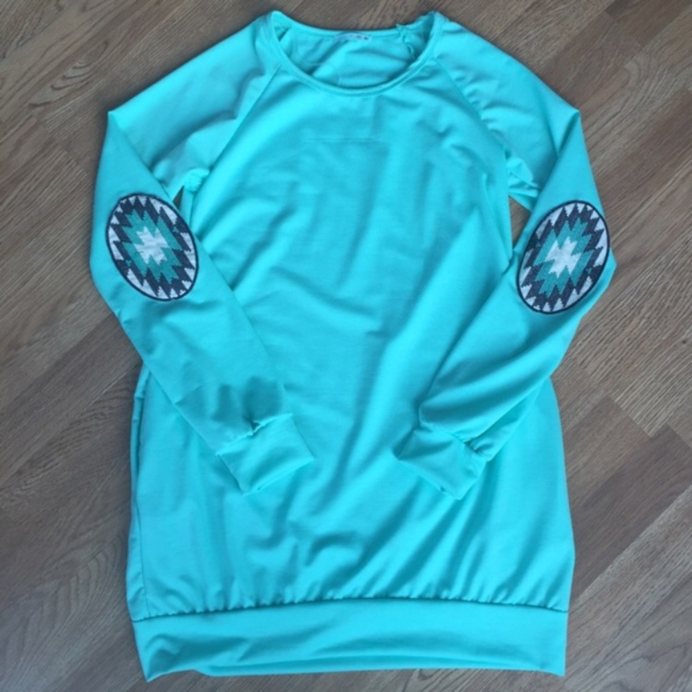 *CLOSING BOUTIQUE* - Picture 4 of 7
